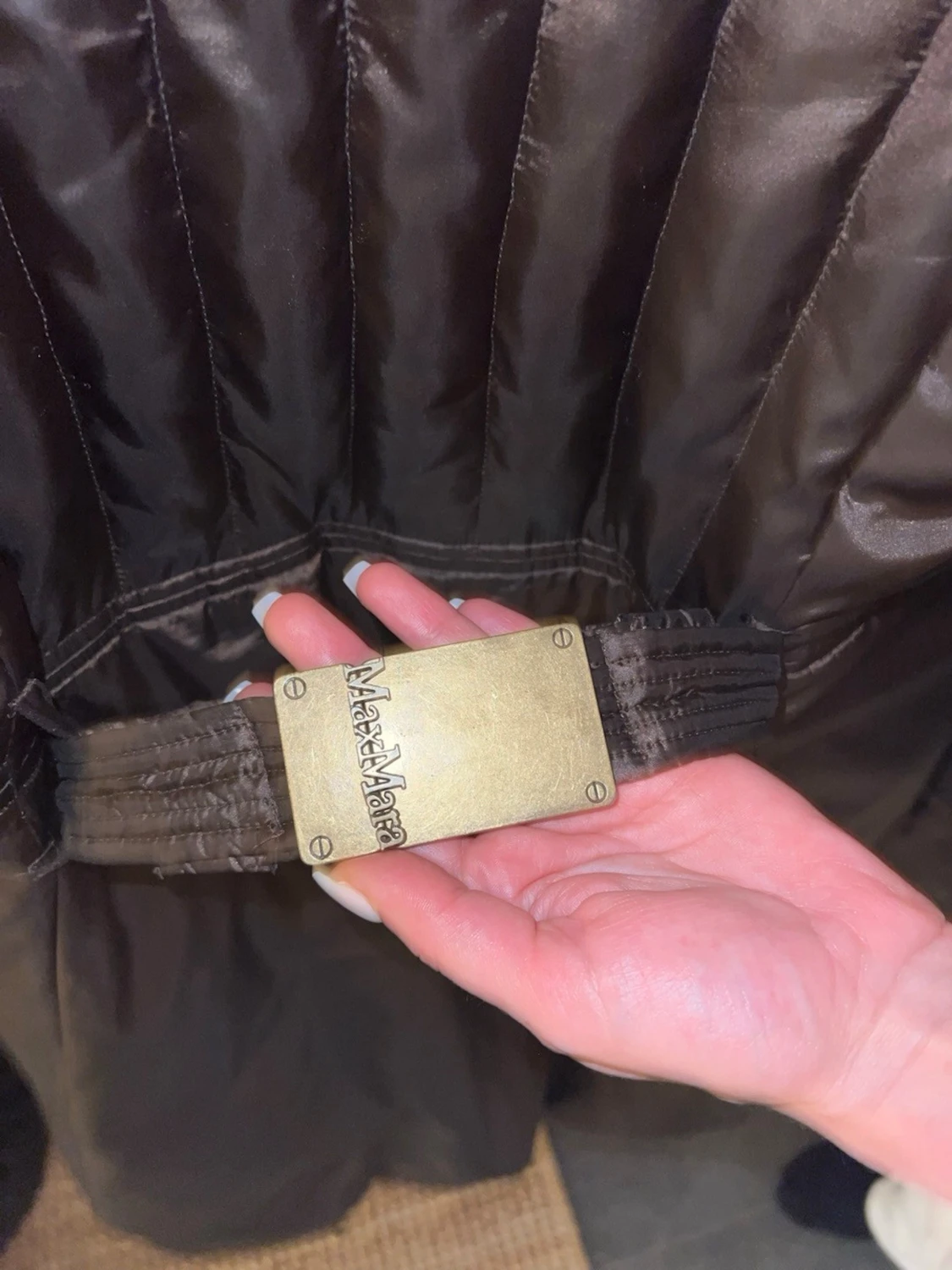 Brun lång dunjacka från Max Mara - 2