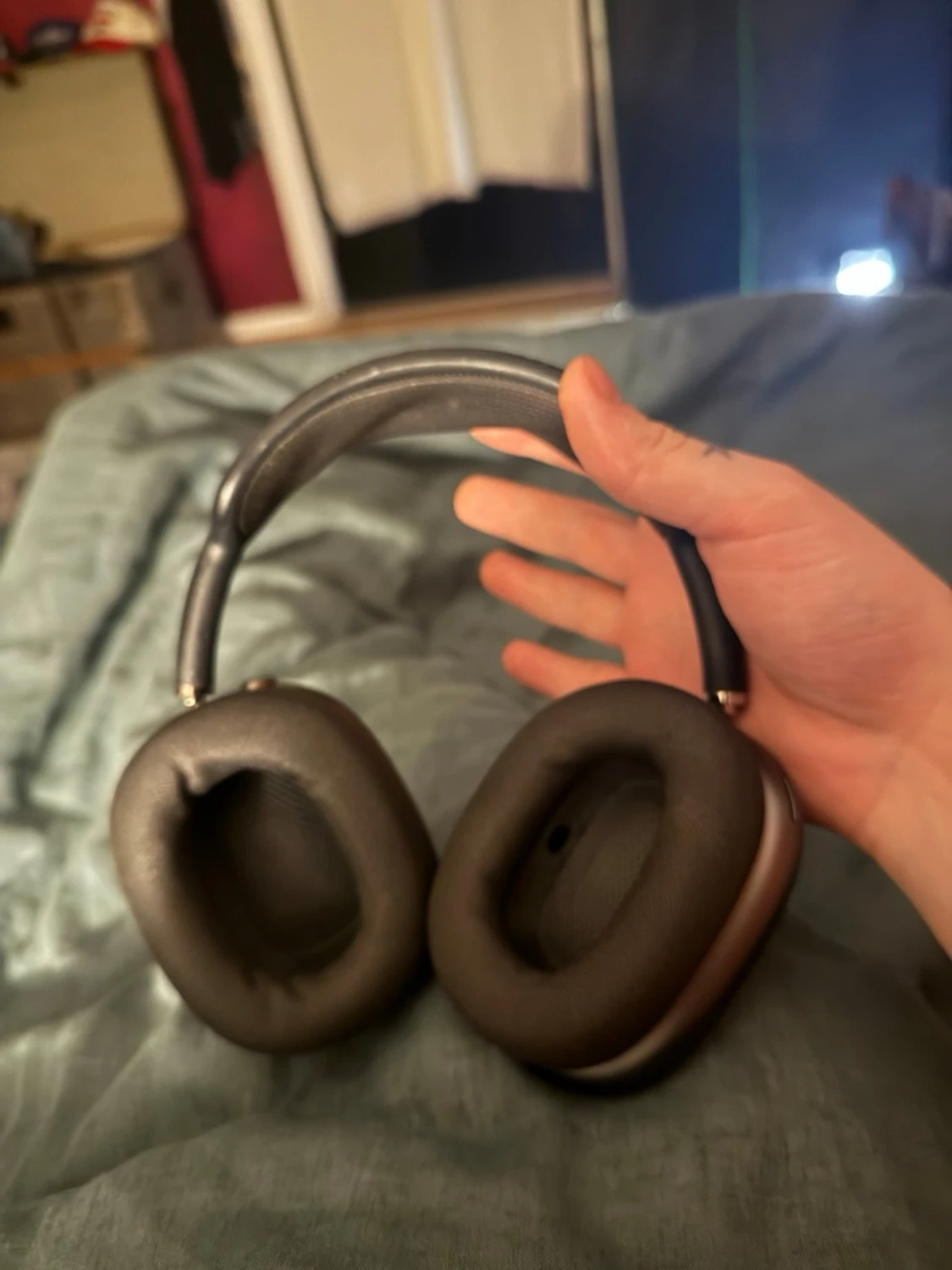 Apple AirPods Max svarta hörlurar - 1