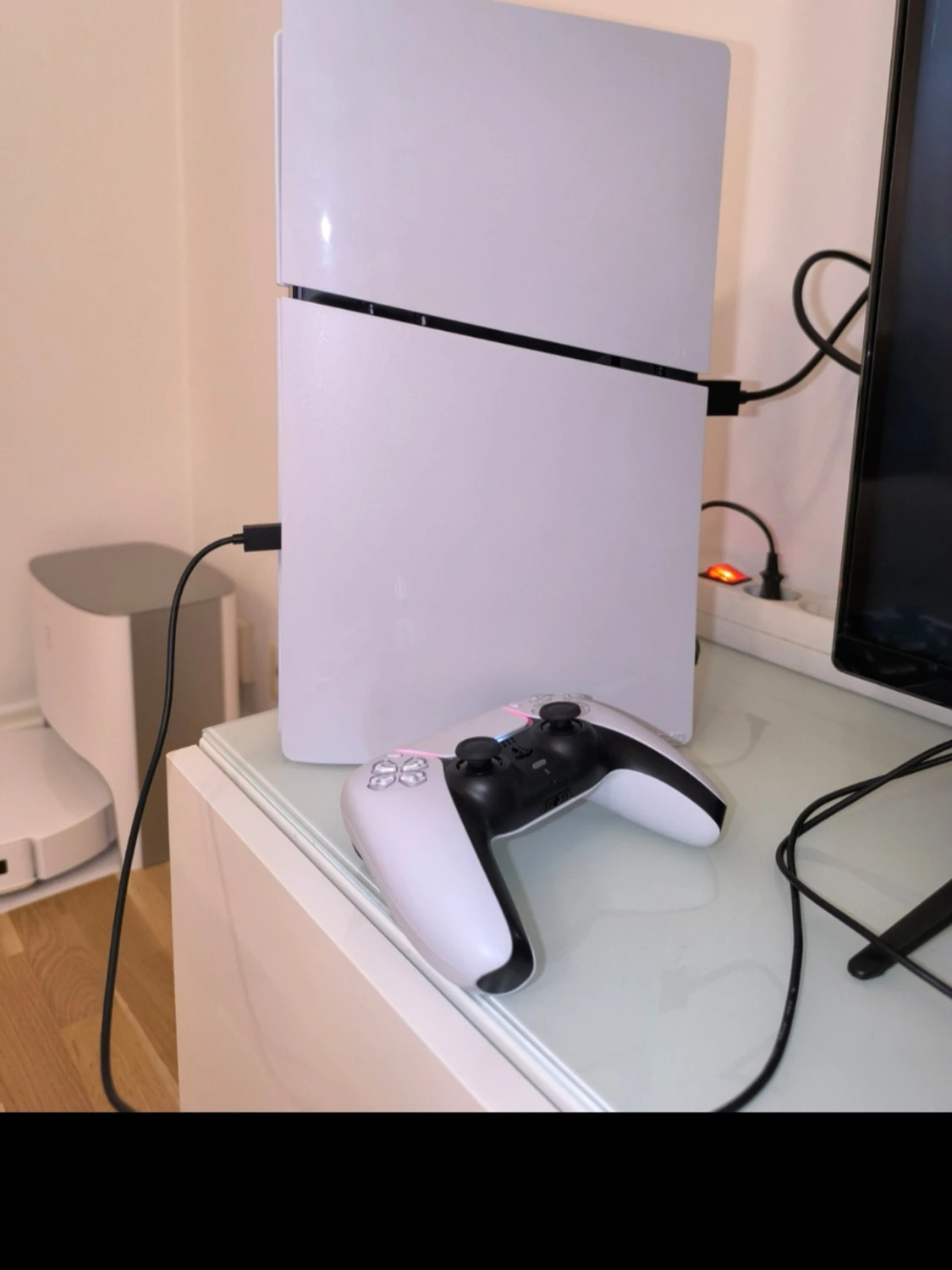 PlayStation 5 Digital Edition - 1