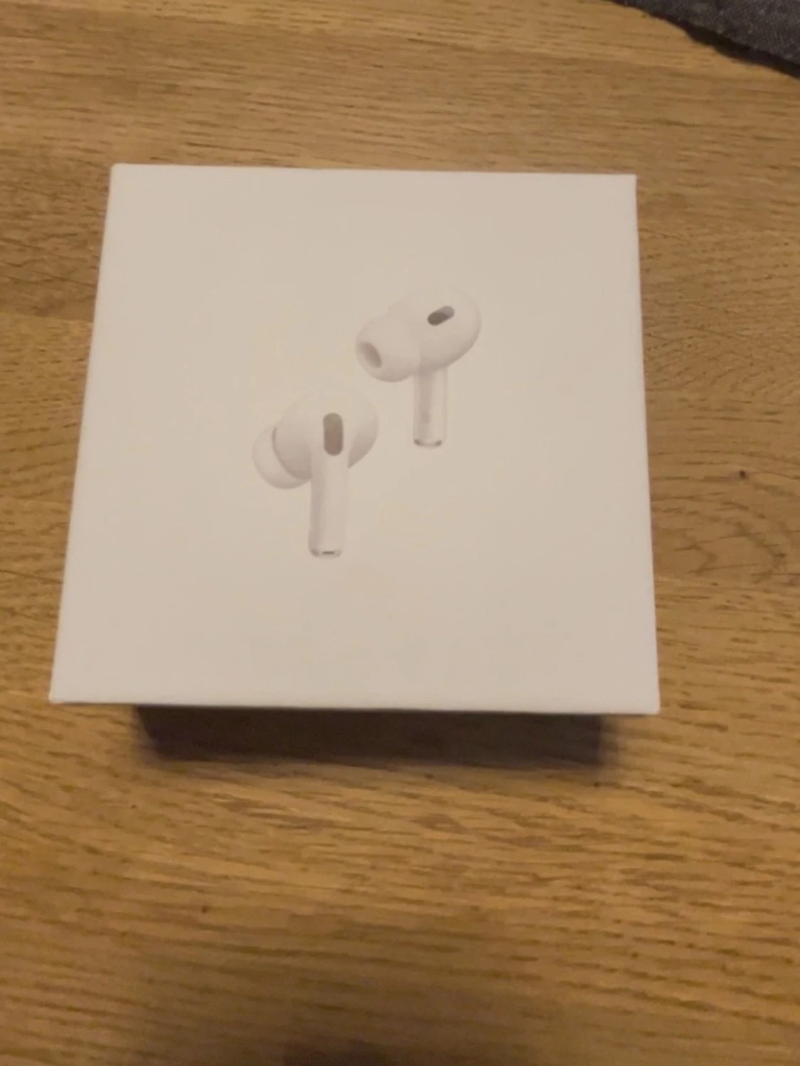 AirPods