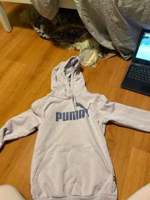 Lila hoodie  - Lilla och bekväm hoodie