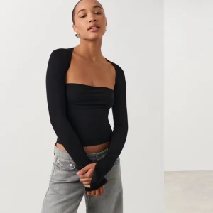 Topp - Skit snygg top från Gina tricot 