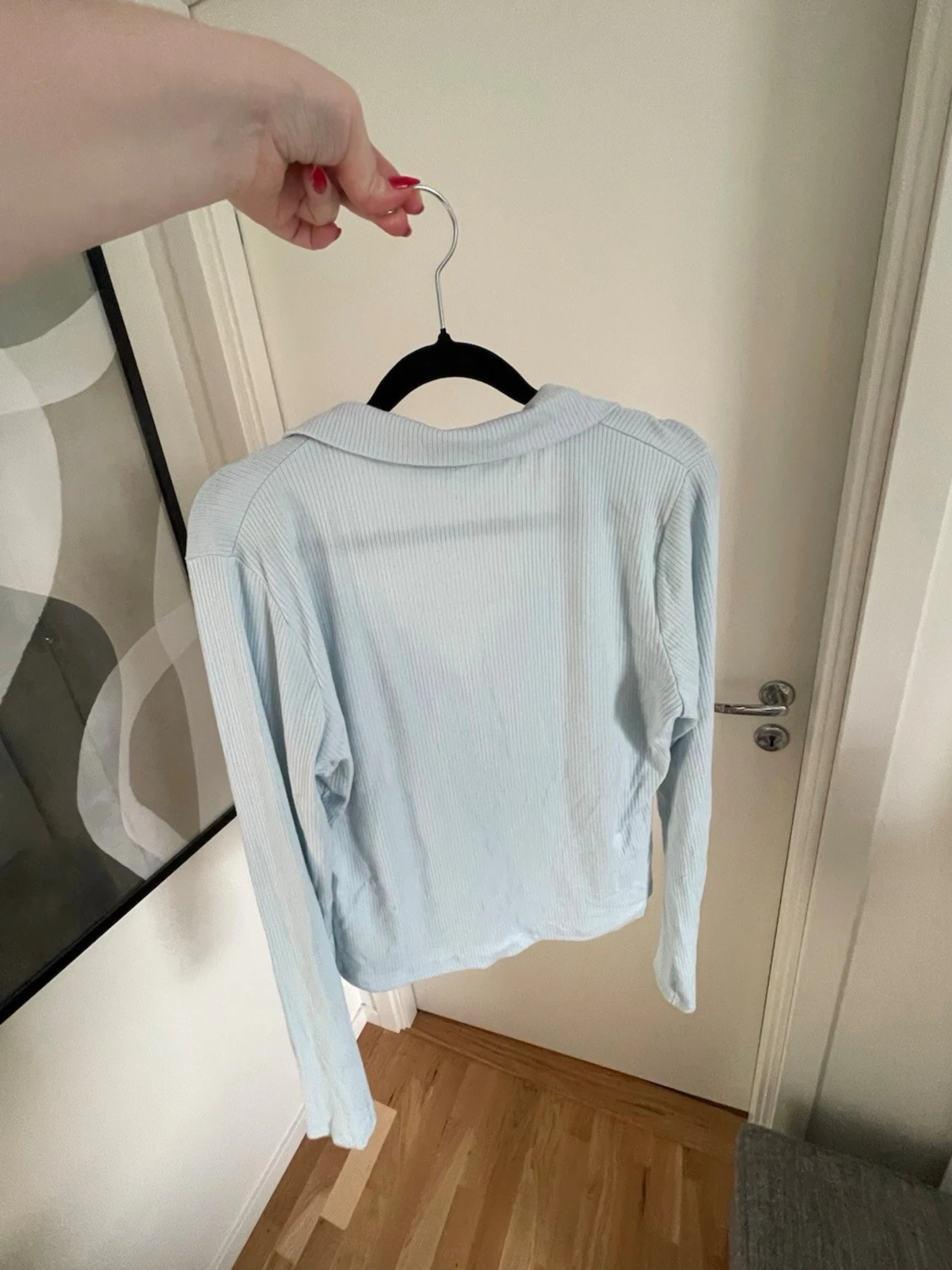 Ljusblå ribbad tröja  - 2