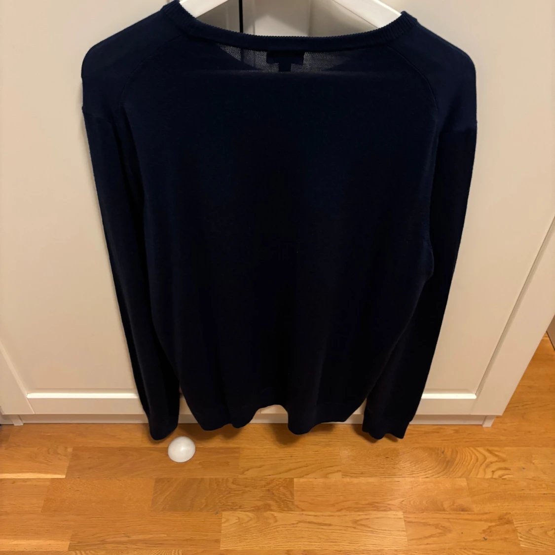 Blå stickad tröja från Uniqlo - 1