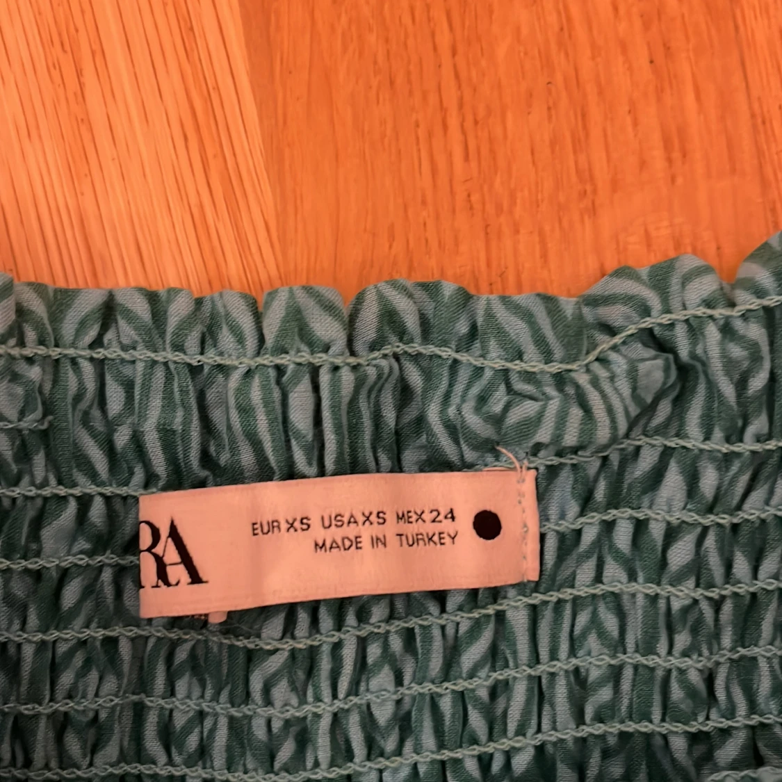 Turkos långkjol från Zara i XS - 2