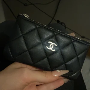 Plånbok  - Lyxig plånbok äkta märke, nypris ca 4800kr❤️ Tar såklart emot prisförslag 