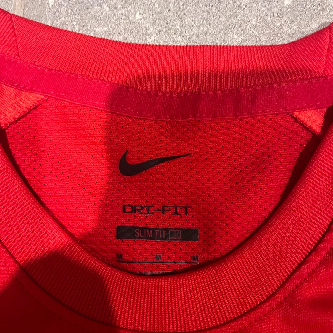 Röd Nike Dri-Fit t shirt - 1