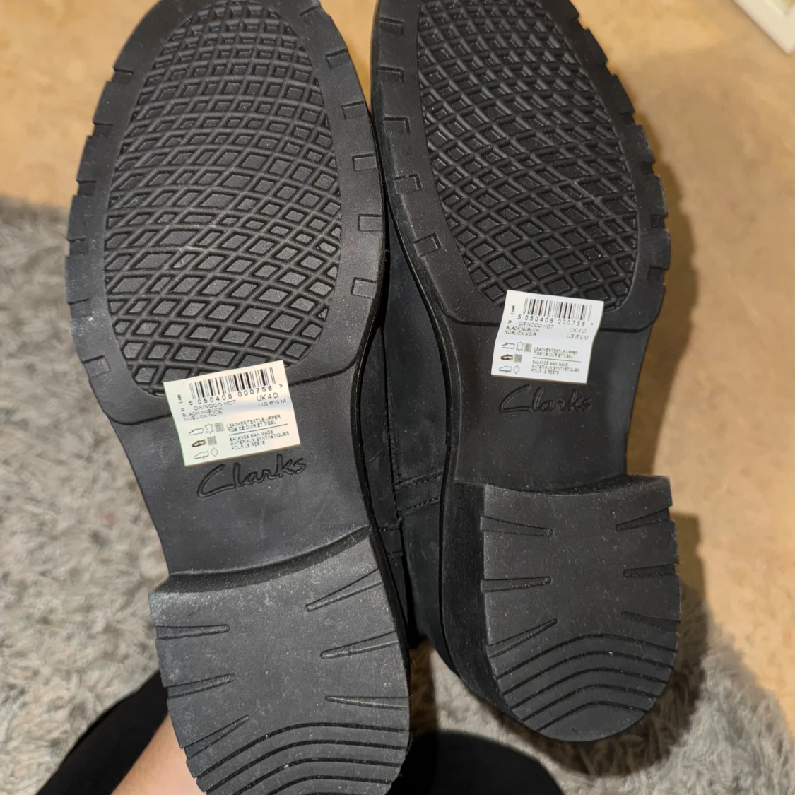 Svarta skor från Clarks - 2