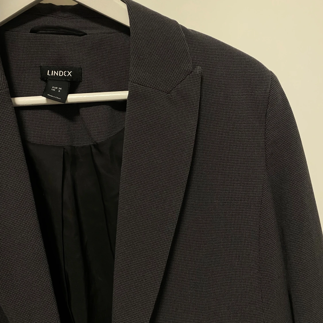 Grå kavaj från Lindex - 1