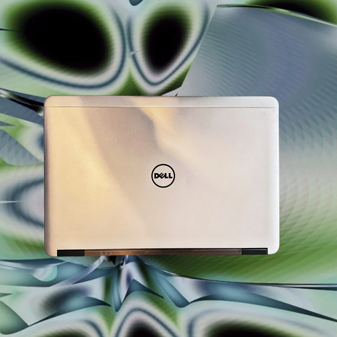 Dell Latitude E7240 - 1