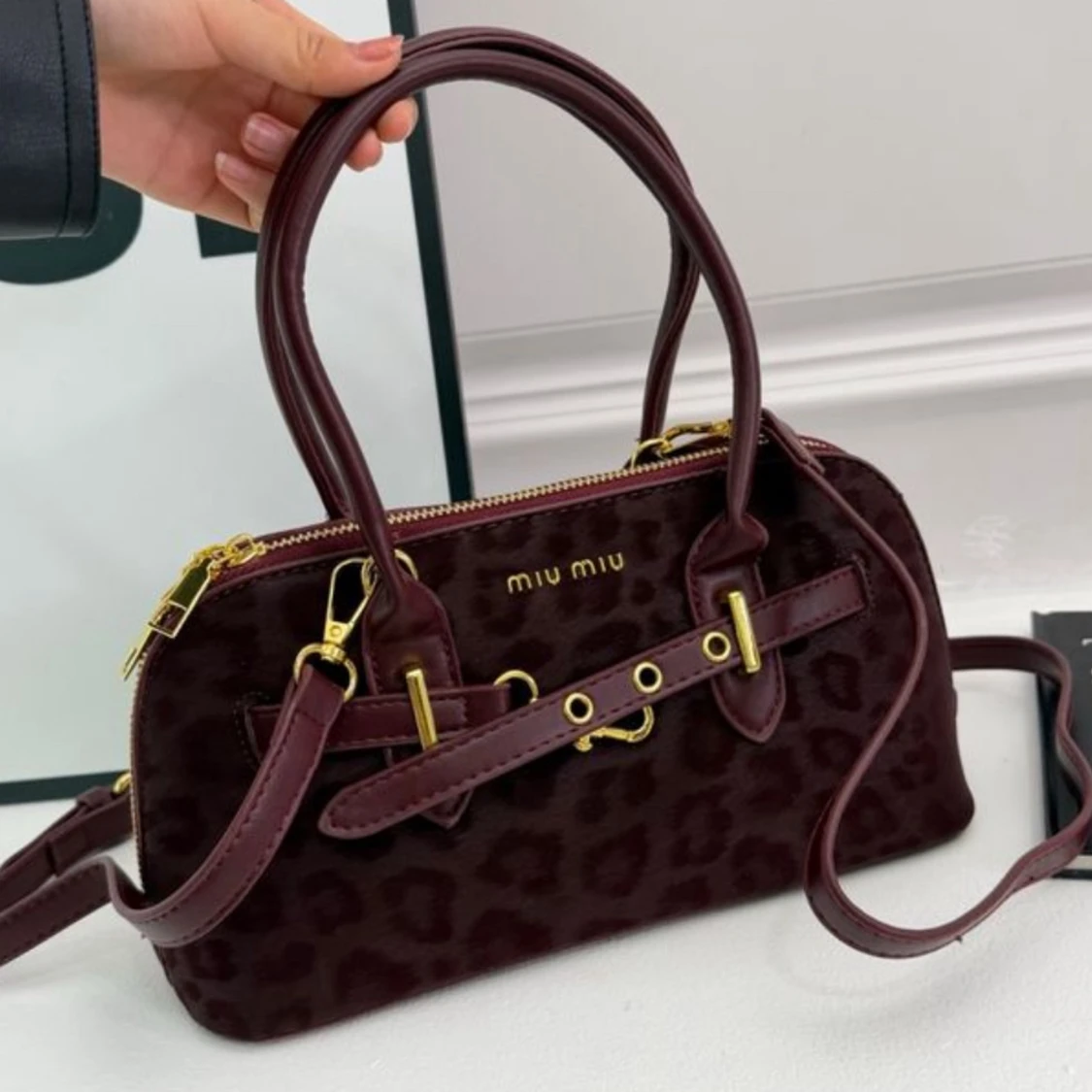 Leopardmönstrad handväska från Miu Miu - 3