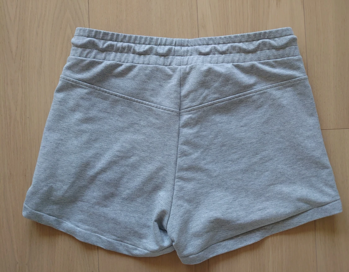 Grå Better Bodies shorts med snörning, stl M, dam - 1