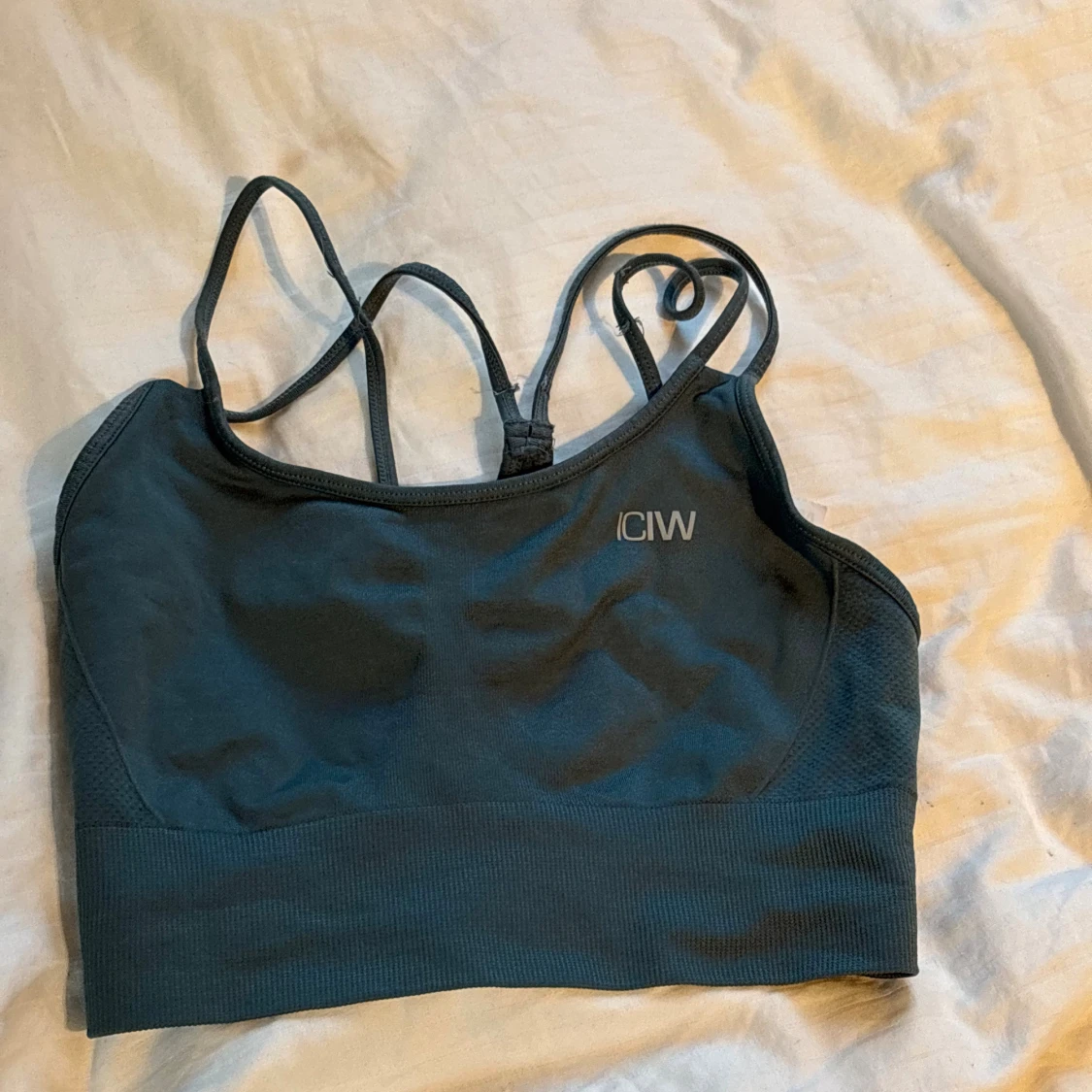 Mörkgrå tränings topp från ICANIWILL