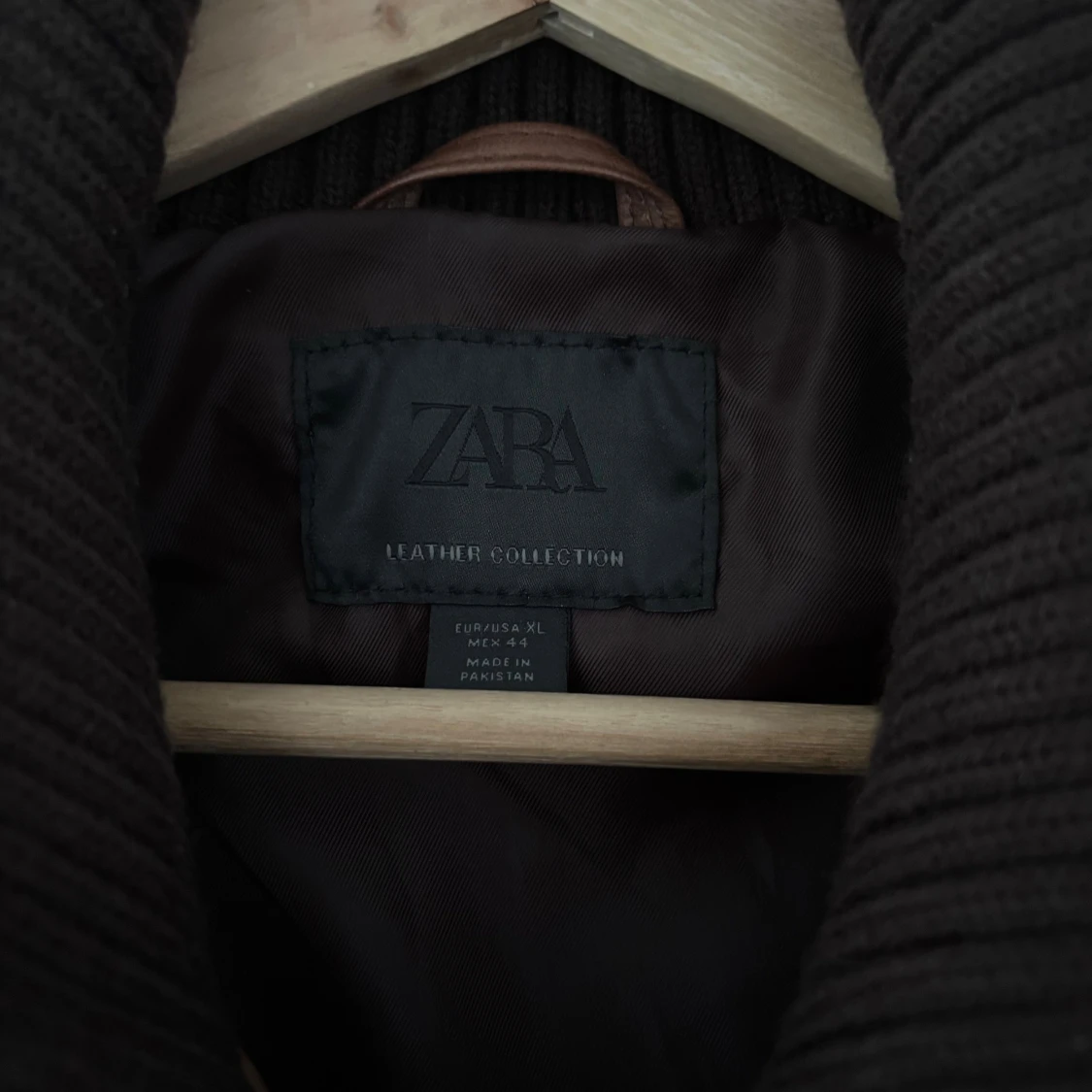 Brun skinnjacka från Zara XL - 1
