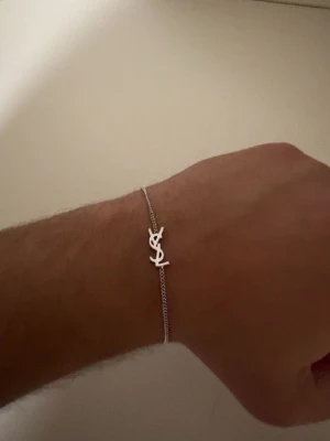 Armband  - Fint armband 