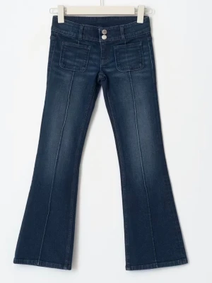 Bootcut jeans från Gina Tricot - Supersnygga mörkblå bootcut jeans från Gina Tricot i storlek 158.