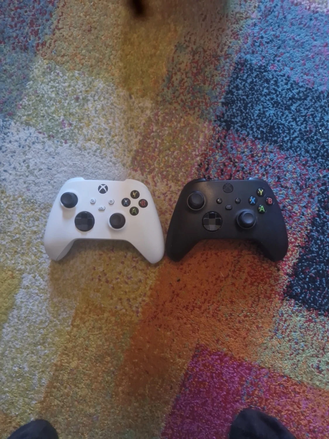 Xbox Series X + Thrustmaster TMX Racing Wheel & Pedals - 1