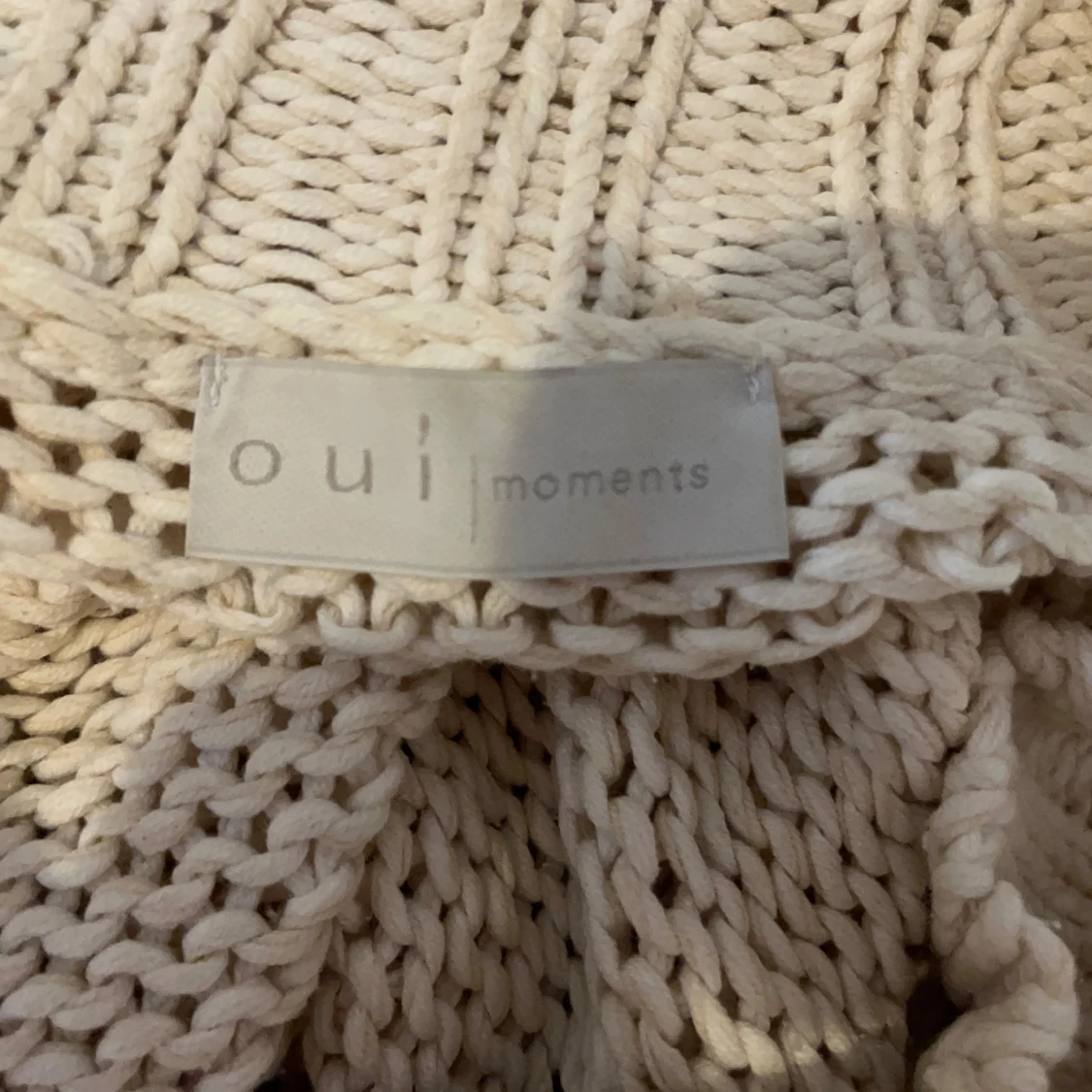 Beige stickad tröja från Oui Moments - 1