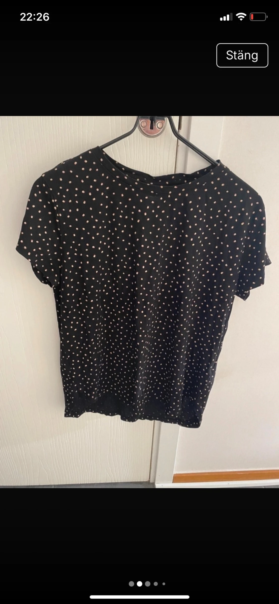 Söt Prickig topp strl 34   - 1