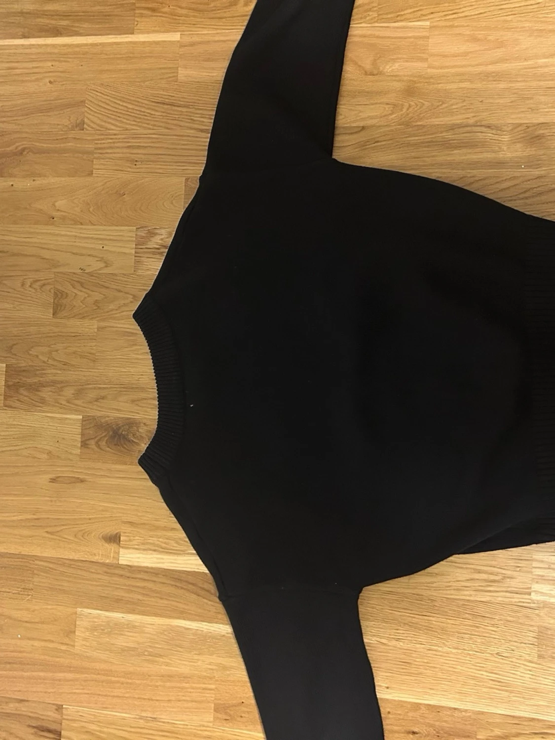 Svart stickad tröja från Ami Paris - 1