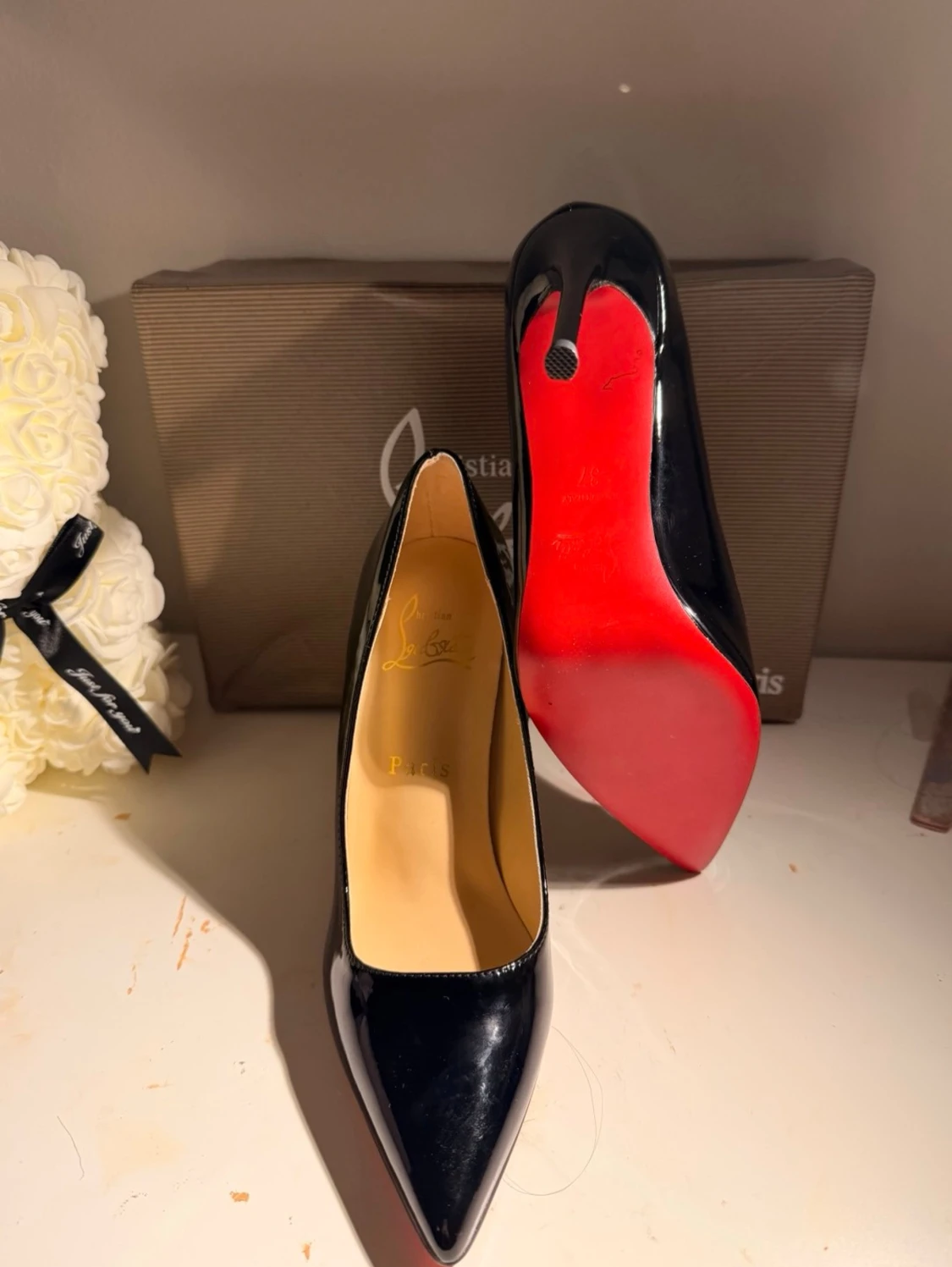 Svarta pumps  Christiann Louboutin - 1
