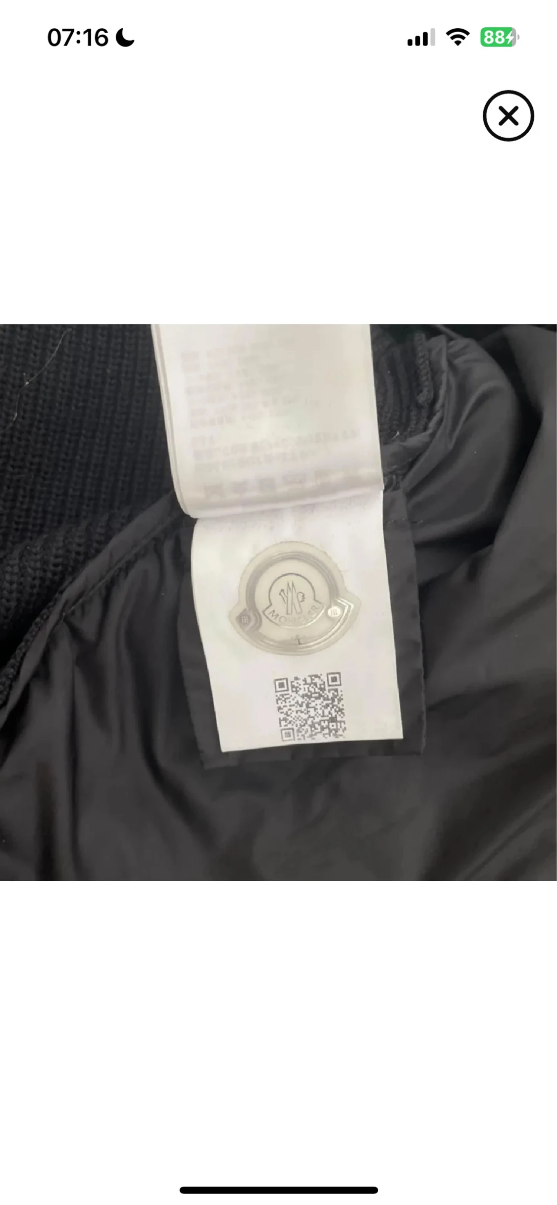 Svart pufferjacka från Moncler - 2