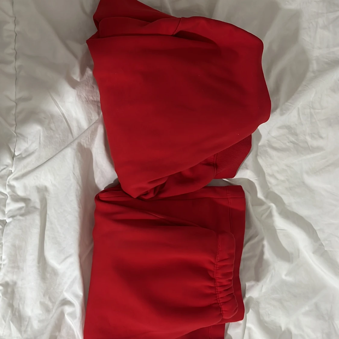 Röda mjukisbyxor från Zara, S - 3