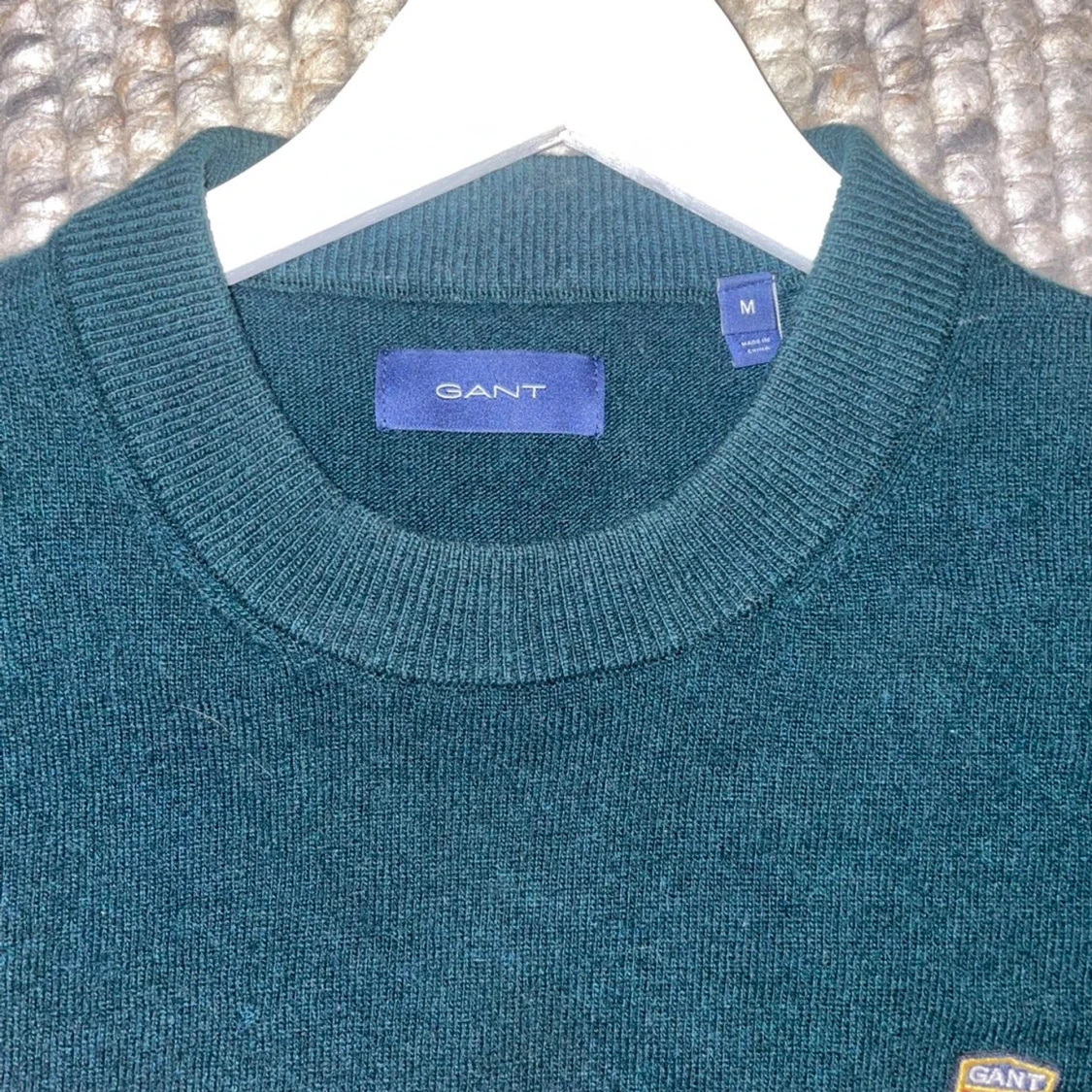 Mörkgrön stickad tröja från GANT - 1