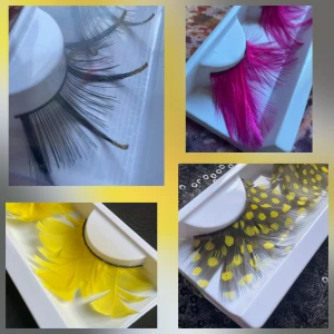 1 par valfria Färgglada lösögonfransar i fjäderstil - Gäller 1 par, välj bland Unika lösögonfransar i olika färger och former: svart med guldglitter, neonrosa, klargul fjäder och svart med gula prickar. Perfekt för att skapa en kreativ och iögonfallande look. Fransarna levereras i vit plastförpackning.