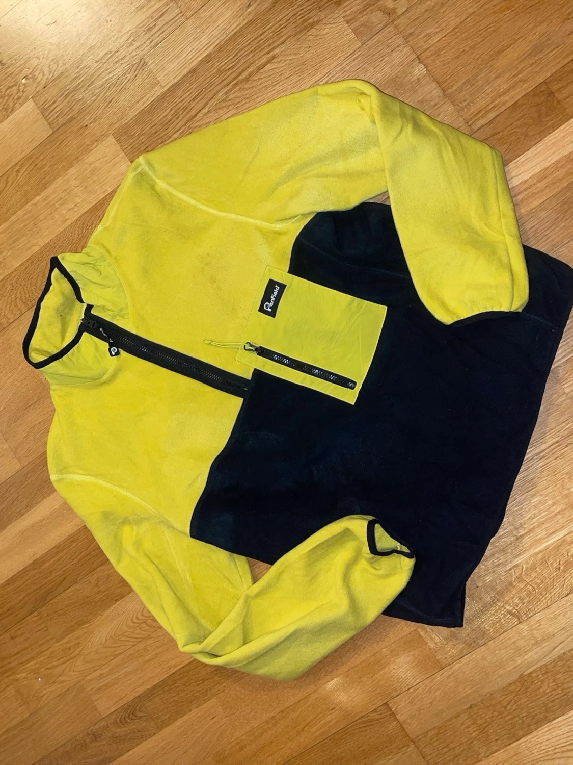 Gul och svart fleece från Penfield L - 1