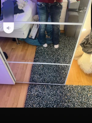 Rock Revival Bootcut Jeans - Säljer ett par bootcut rock revival jeans i storlek 32. Jättebra skick. Pris går alltid att diskutera❣️