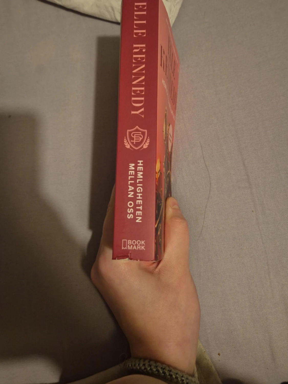 Hemligheten mellan oss - Elle Kennedy - 1