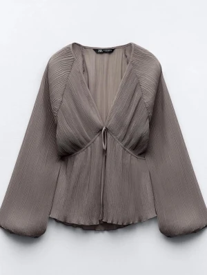 Blus - säljer denna blus då jag inte fått användning av den 💝