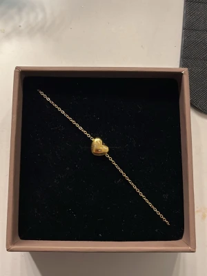 Edblad - Edblad armband barley, har tecken på användning 💞lådan följer inte med