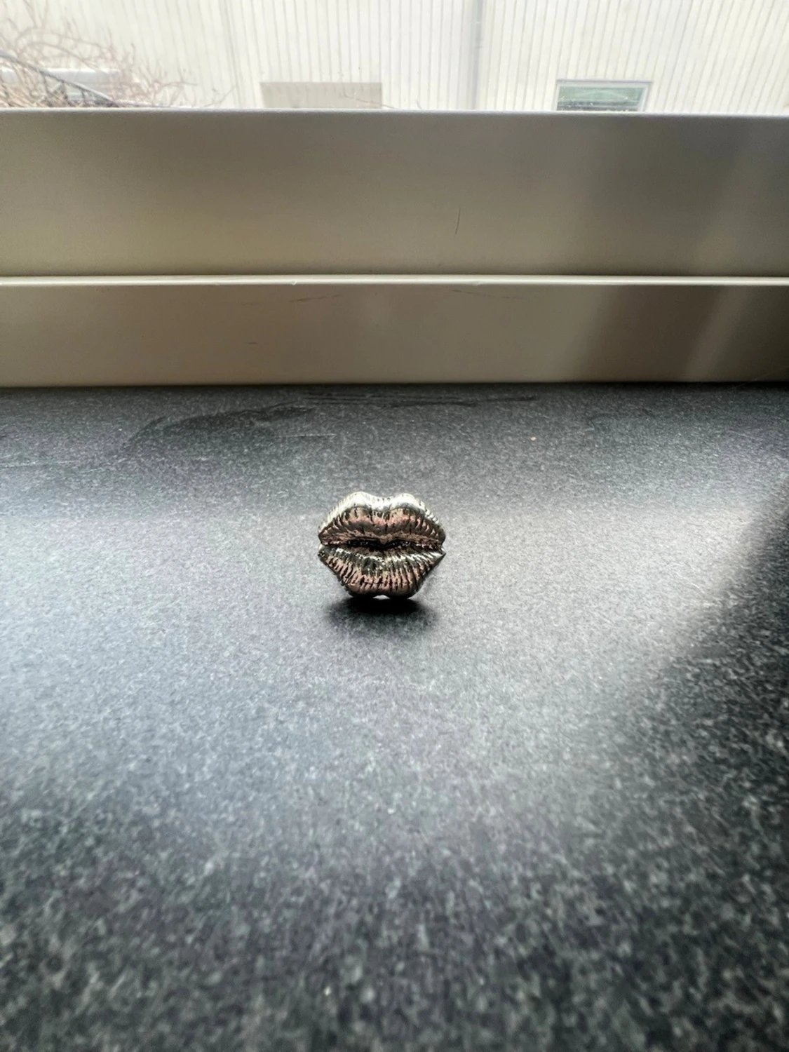 Unik silverring med kopparfärgad detalj - 1