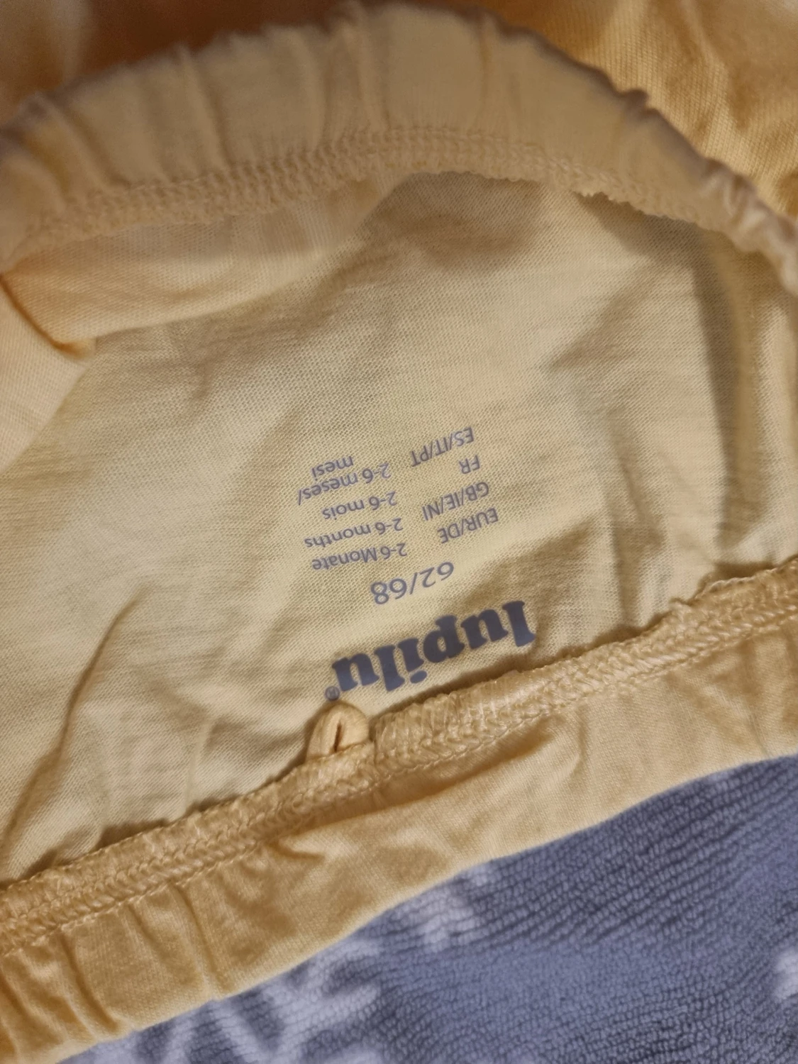 Två shorts från Lupilu, blommiga & gula - 1