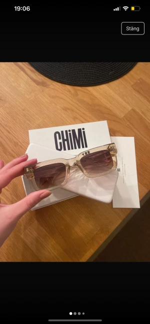 CHIMI solglasögon 05 Ecru - Fint skick! Något böjda men går säkert att fixa själv eller med hjälp