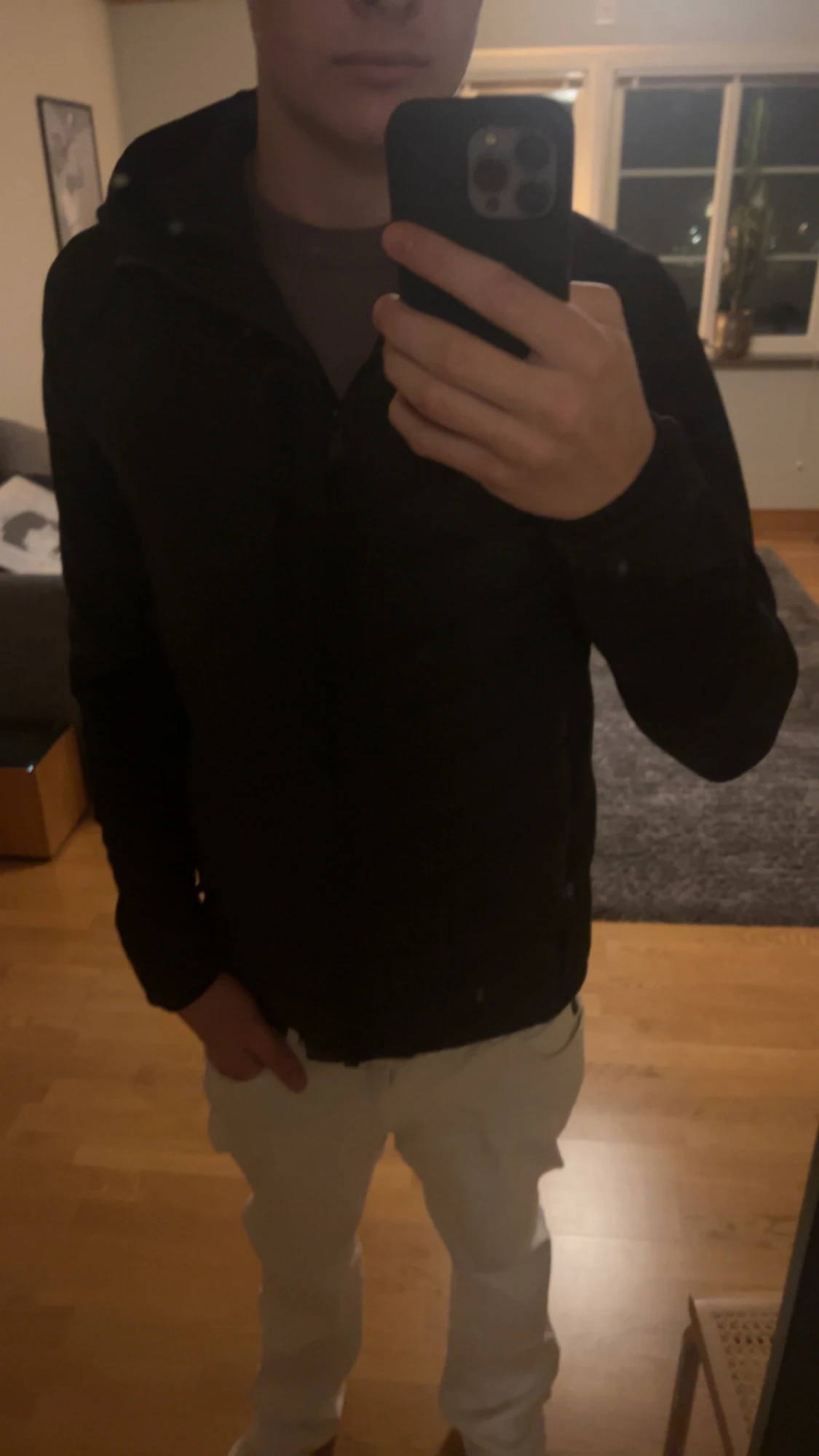 Svart quiltad pufferjacka med huva - 3