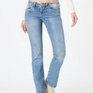 Ltb valerie jeans - De är endast använda någon gång, säljer då jag inte gillar färgen på mig!💓💓