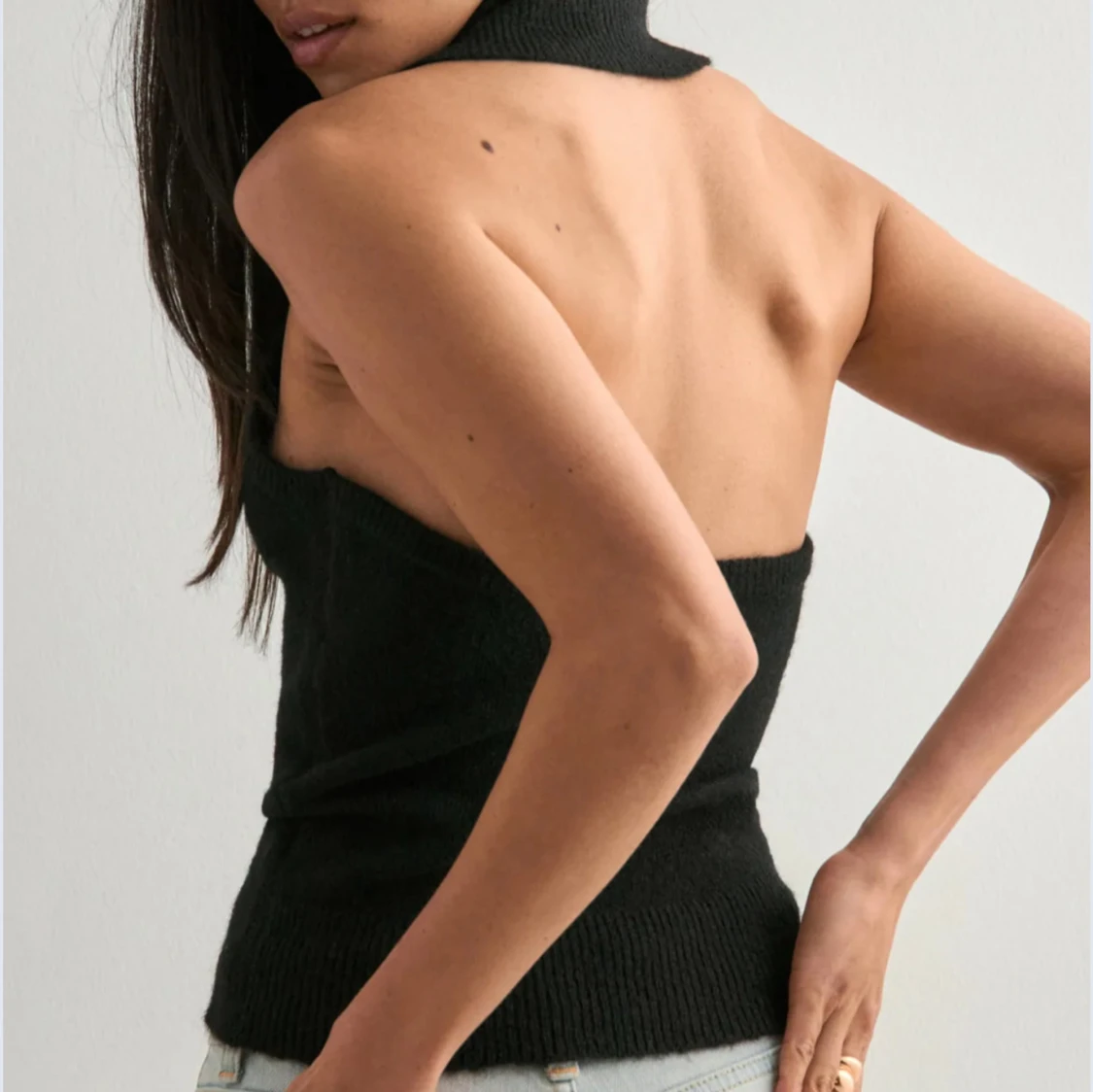 Svart stickad halterneck topp - 2