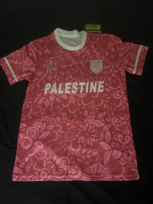 Palestina fotbollströja - Palestina fotbollströja i storlek M. Helt ny och oanvänd 🙂