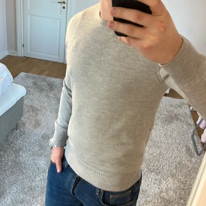 J. Lindberg sweatshirt  - J. Lindberg | Mycket bra skick | Size - M | Nypris 1400 mitt pris 449 | Hör av dig vid minsta fråga eller fundering📩