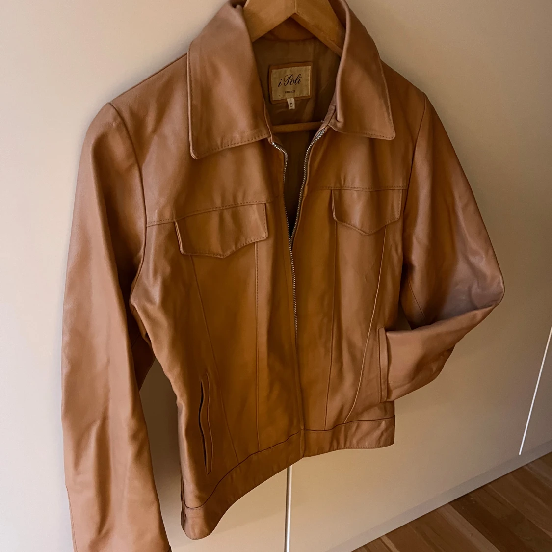 Ljusbrun skinnjacka  - 1