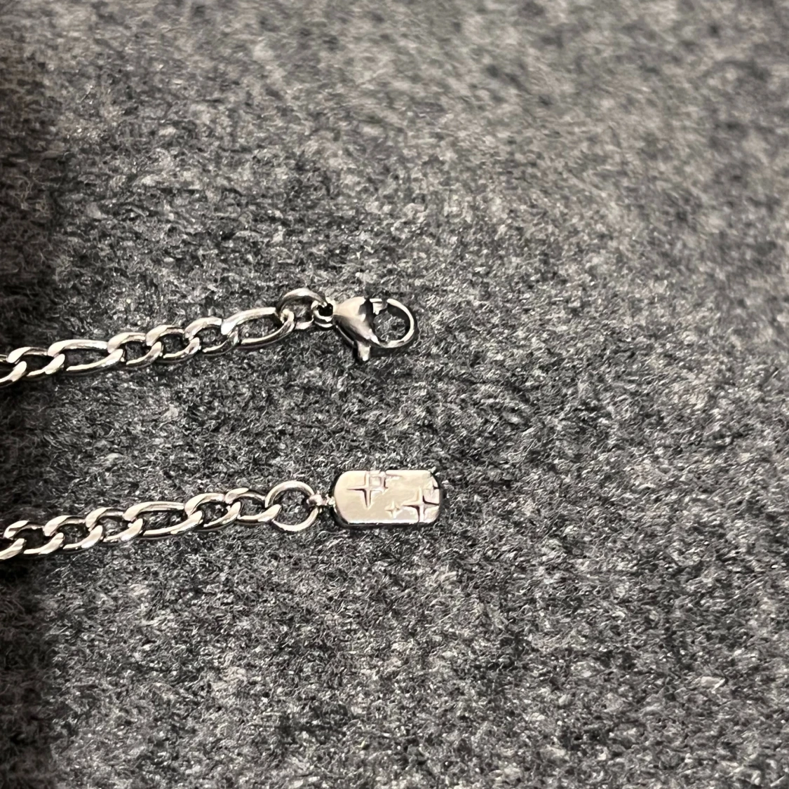 The Minimalist Silver Star - 1