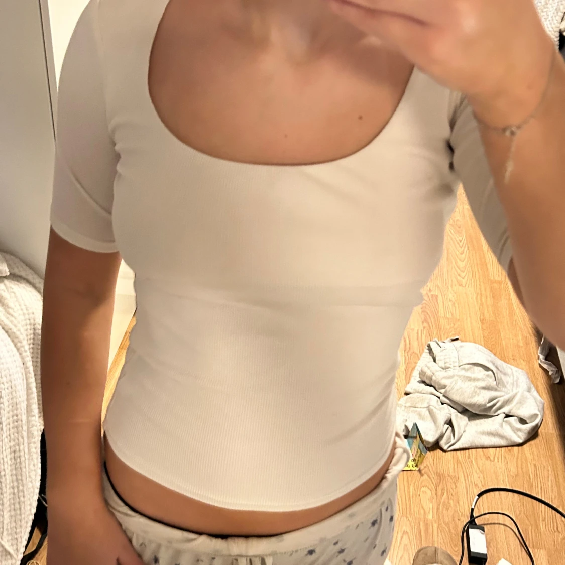 Ribbad vit topp från Wera - 2