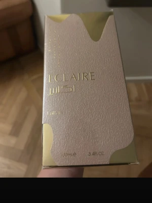 Lattafa Eclaire EdP 100ml - Lattafa Eclaire EdP kommer i en snygg 100ml förpackning. Söt och karamellig lukt