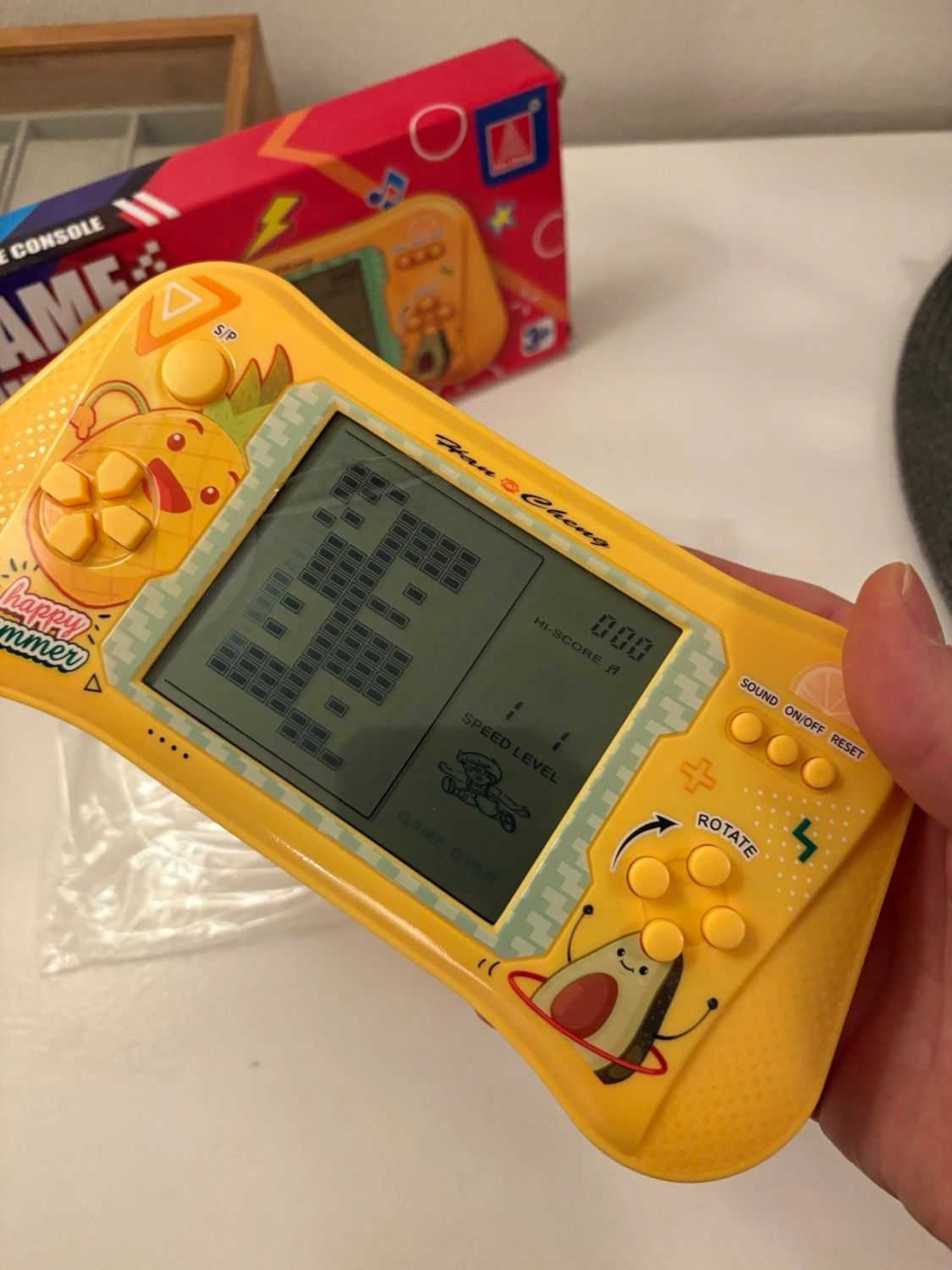 Han Cheng Handheld Game Console - 1