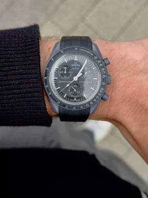 OMGA Klocka - Helt oanvänd OMGA Klocka (OBS SKRIV TILL MIG INNAN DU KÖPER)