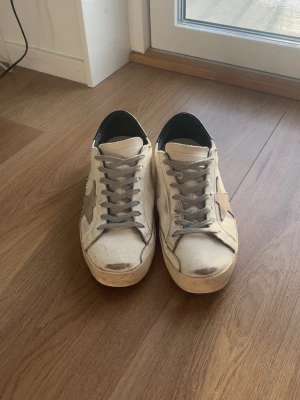 Golden gooze! Priset vid snabb affär kan diskuteras! - Kontakta om du är sugen på byten med denna produkt. Söker gats! Men kom gärna med andra förslag på produkter ni har så diskuterar vi om det.