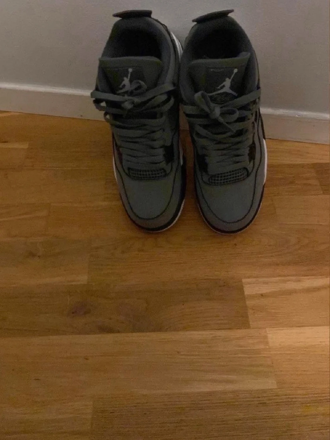Air Jordan 4 Retro mörkgrå sneakers - 2